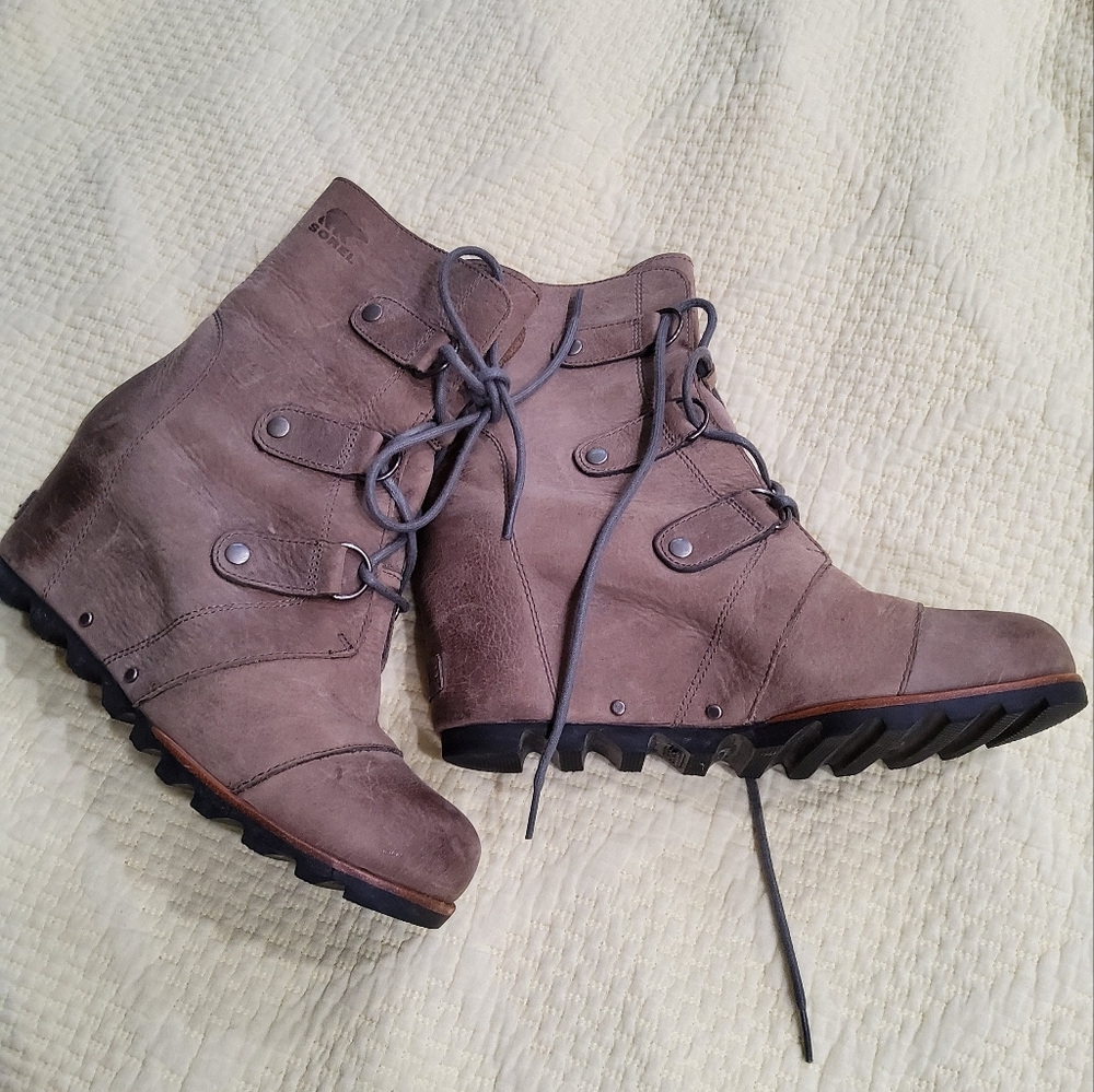 Sorel Joan of Arctic Wedge Ankle Boots Size 10 - Picture 9 of 13